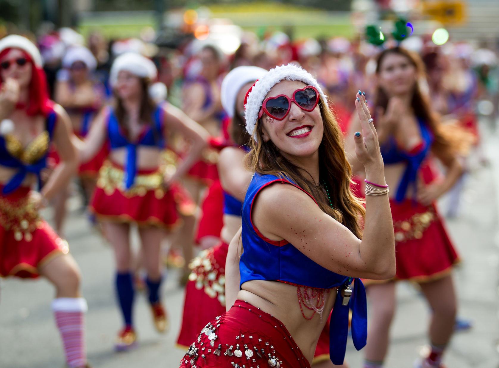 NO.jingleparade022.120218